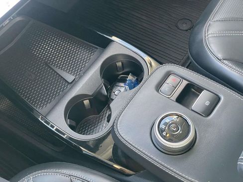 Used 2023 Ford Mustang Mach-E Premium image 15