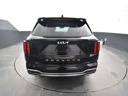 Certified 2022 Kia Sorento SX image 8