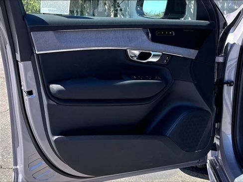New 2026 Volvo XC90 T8 Ultra w/ Protection Package AWD/4WD image 24