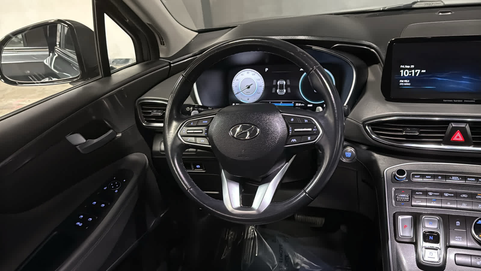 Used 2023 Hyundai Santa Fe SEL w/ Premium Package AWD/4WD image 22