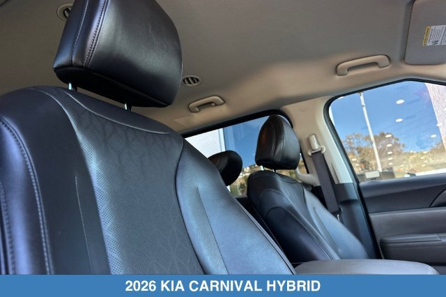Used 2026 Kia Carnival LXS FWD image 20