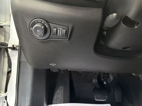 Used 2024 Jeep Compass Trailhawk AWD/4WD image 28