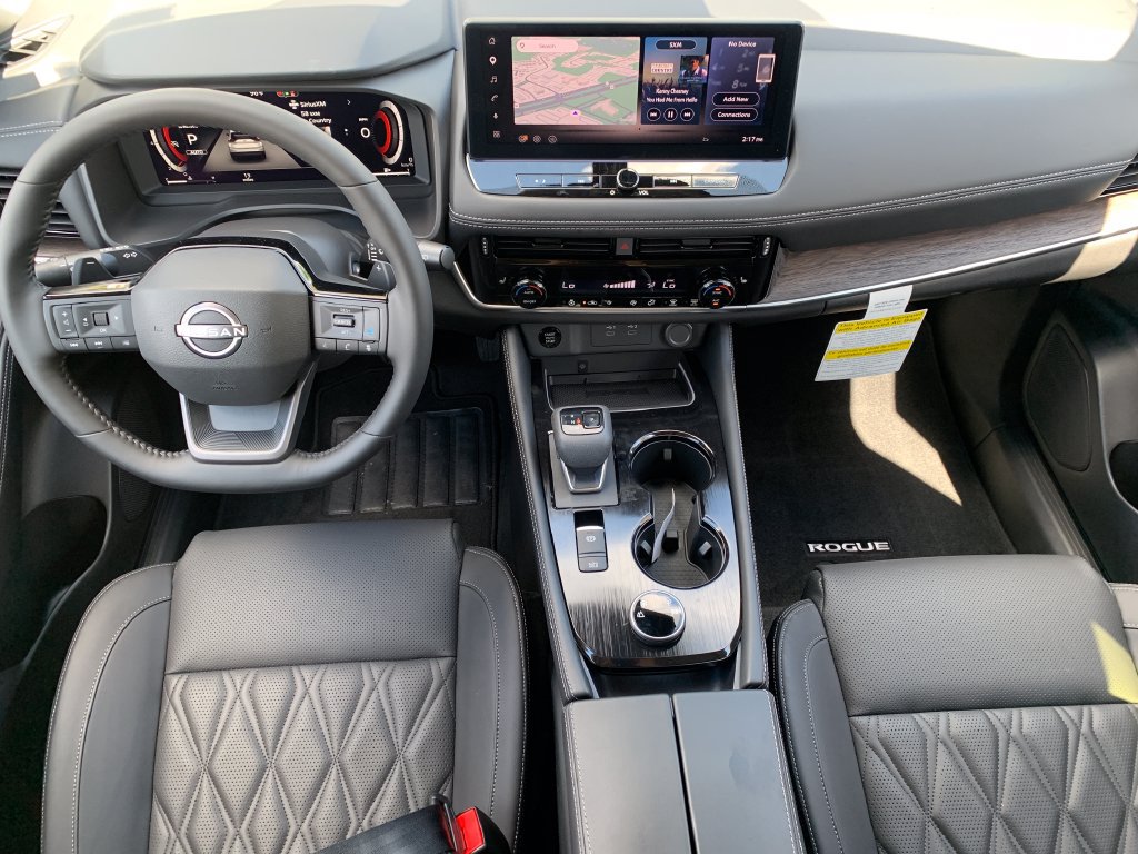 New 2026 Nissan Rogue Platinum AWD/4WD image 12