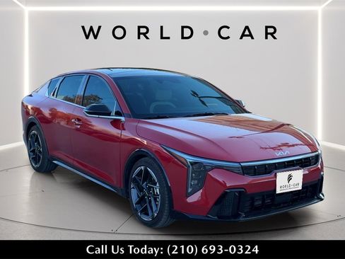Used 2025 Kia K4 GT-Line w/ GT-Line Premium Package image 1