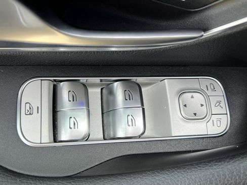 Certified 2025 Mercedes-Benz GLE 350 4MATIC image 15