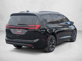New 2026 Chrysler Pacifica Select w/ S Appearance Package AWD/4WD video 2
