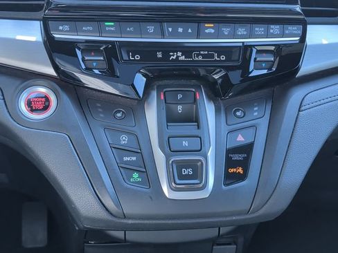 Used 2025 Honda Odyssey Sport-L image 19