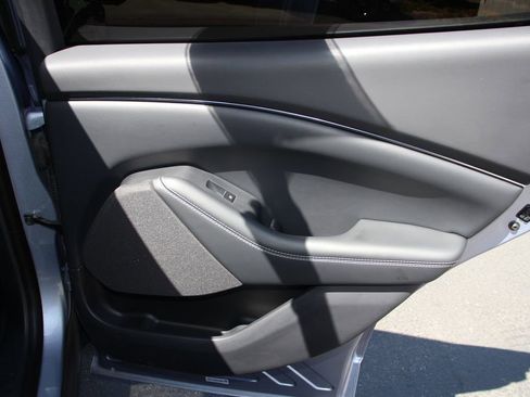 Certified 2022 Ford Mustang Mach-E Select w/ Comfort/Technology Package AWD/4WD image 26