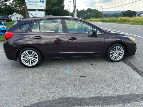 Used 2013 Subaru Impreza 2.0i Premium AWD/4WD image 9
