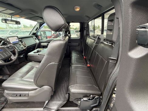 Used 2015 Ford F250 Lariat w/ Chrome Package AWD/4WD image 21