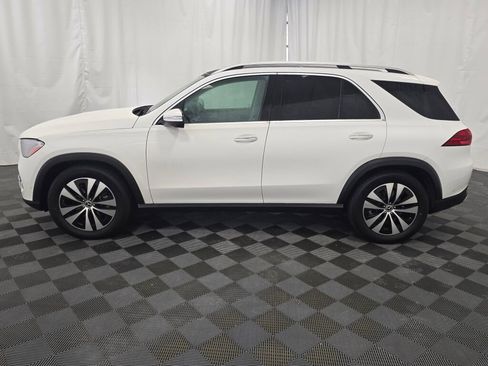 Used 2025 Mercedes-Benz GLE 350 4MATIC w/ Driver Assistance Package image 3