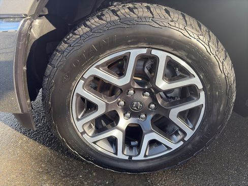 Used 2025 RAM 1500 Laramie image 2