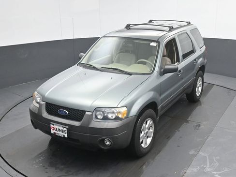 Used 2007 Ford Escape XLT image 30