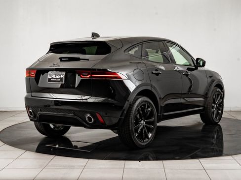Used 2024 Jaguar E-PACE R-Dynamic SE image 9