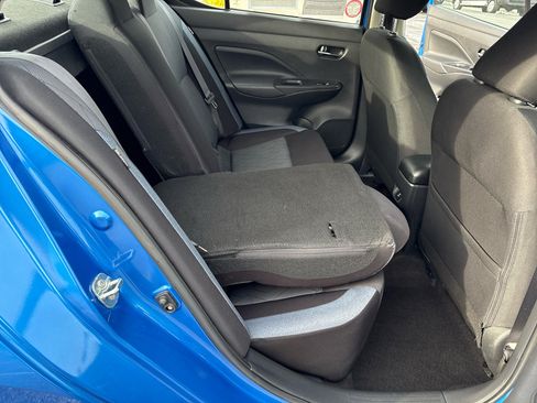 Used 2023 Nissan Versa SV image 27