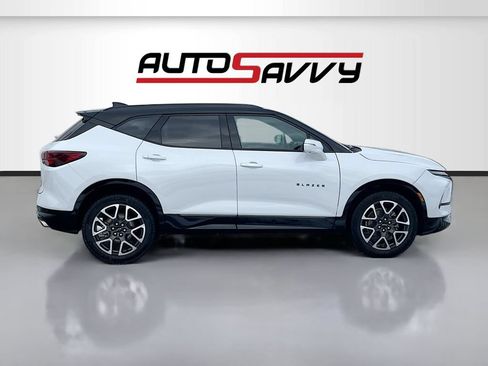 Used 2024 Chevrolet Blazer RS w/ Driver Confidence II Package AWD/4WD image 8