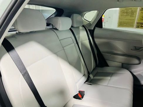 Used 2025 Hyundai Kona SEL image 26