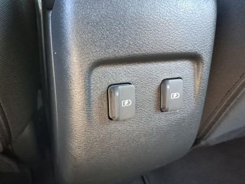 Certified 2023 Nissan Kicks SR w/ Interior Electronics Package FWD image 12