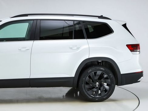 New 2026 Volkswagen Atlas SE image 43