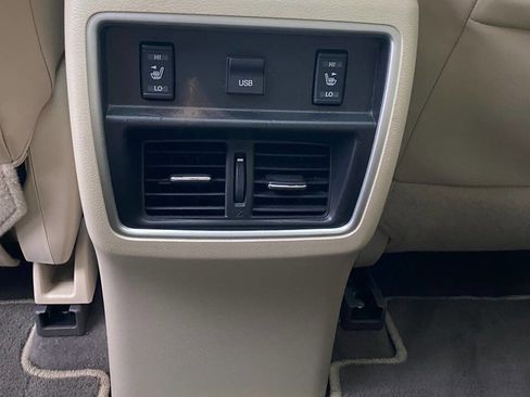 Used 2018 Nissan Murano Platinum w/ Cargo Package image 19