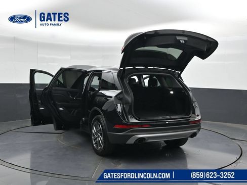 Used 2022 Lincoln Corsair AWD w/ Equipment Group 101A image 57