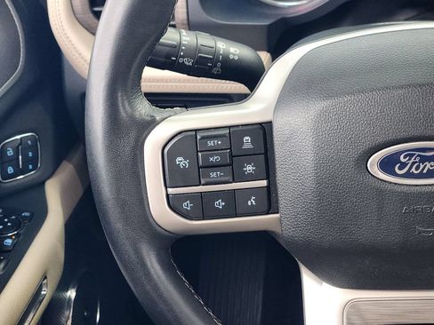 Used 2024 Ford Expedition Limited AWD/4WD image 28