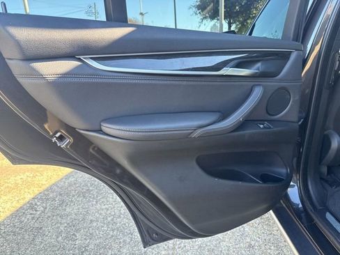 Used 2018 BMW X5 xDrive35i image 18
