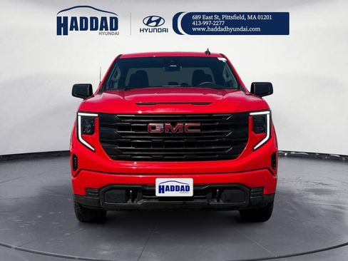 Used 2025 GMC Sierra 1500 Pro w/ Graphite Edition AWD/4WD image 8