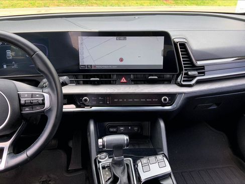 Used 2023 Kia Sportage X-Line w/ X-Line Premium Package AWD/4WD image 6