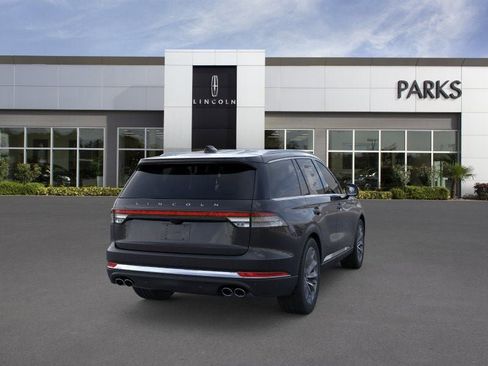 New 2026 Lincoln Aviator 2WD image 8
