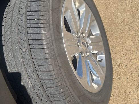 Used 2020 Ford F150 Lariat image 7