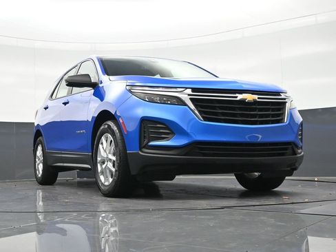 Used 2024 Chevrolet Equinox LS image 30