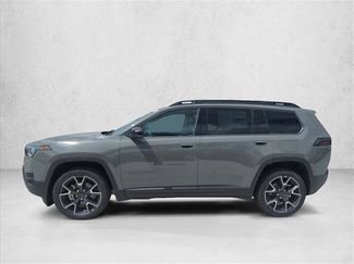 New 2026 Jeep Cherokee Overland AWD/4WD video 4