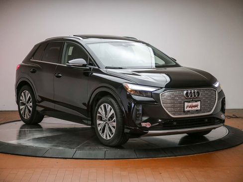 Certified 2023 Audi Q4 e-tron Premium Plus w/ Premium Plus RWD image 6