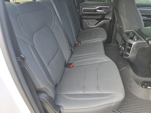 Used 2022 RAM 1500 Big Horn AWD/4WD image 18