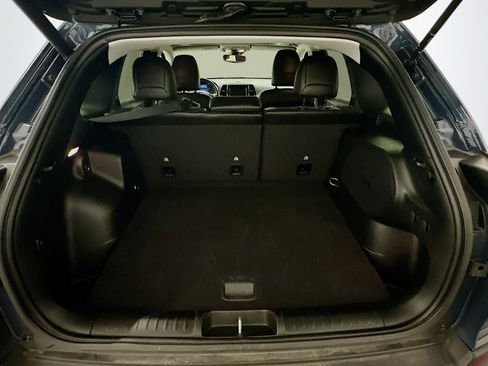 Used 2021 Jeep Cherokee Limited AWD/4WD image 30