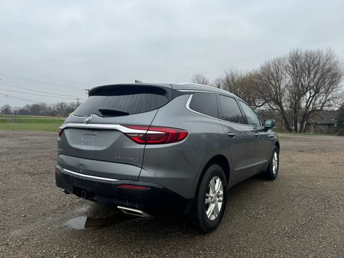 Used 2018 Buick Enclave Essence AWD/4WD image 3