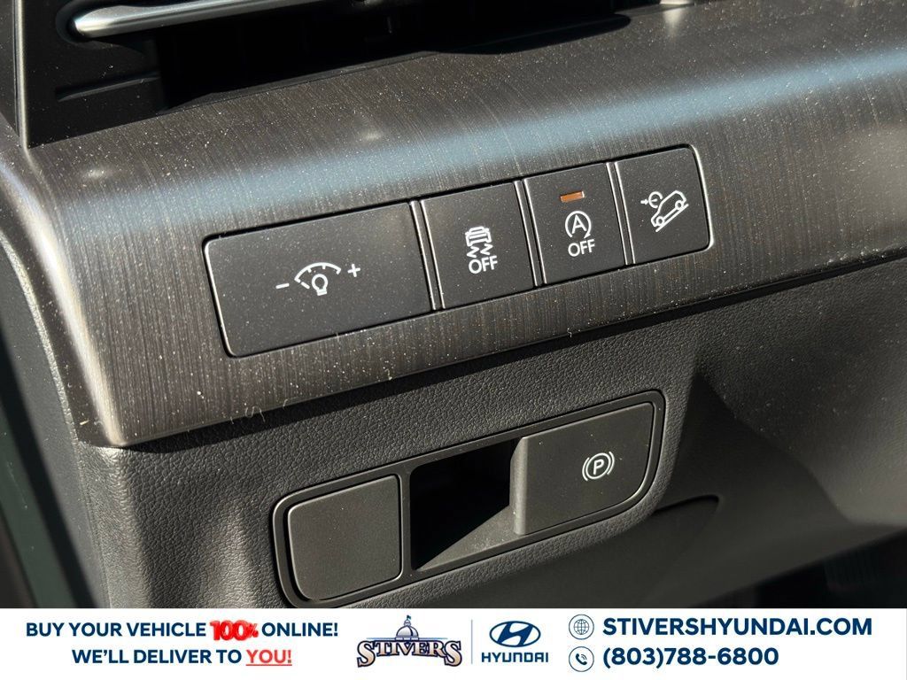 Used 2026 Hyundai Kona SE FWD image 21