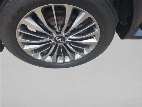 Used 2019 INFINITI QX80 Luxe w/ 22" Wheel Package RWD image 20