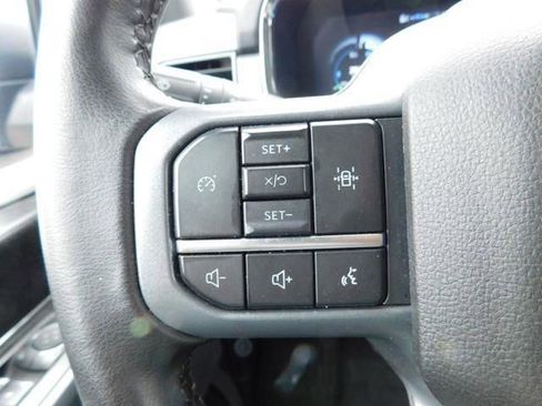 Used 2023 Ford F150 Lightning XLT image 22