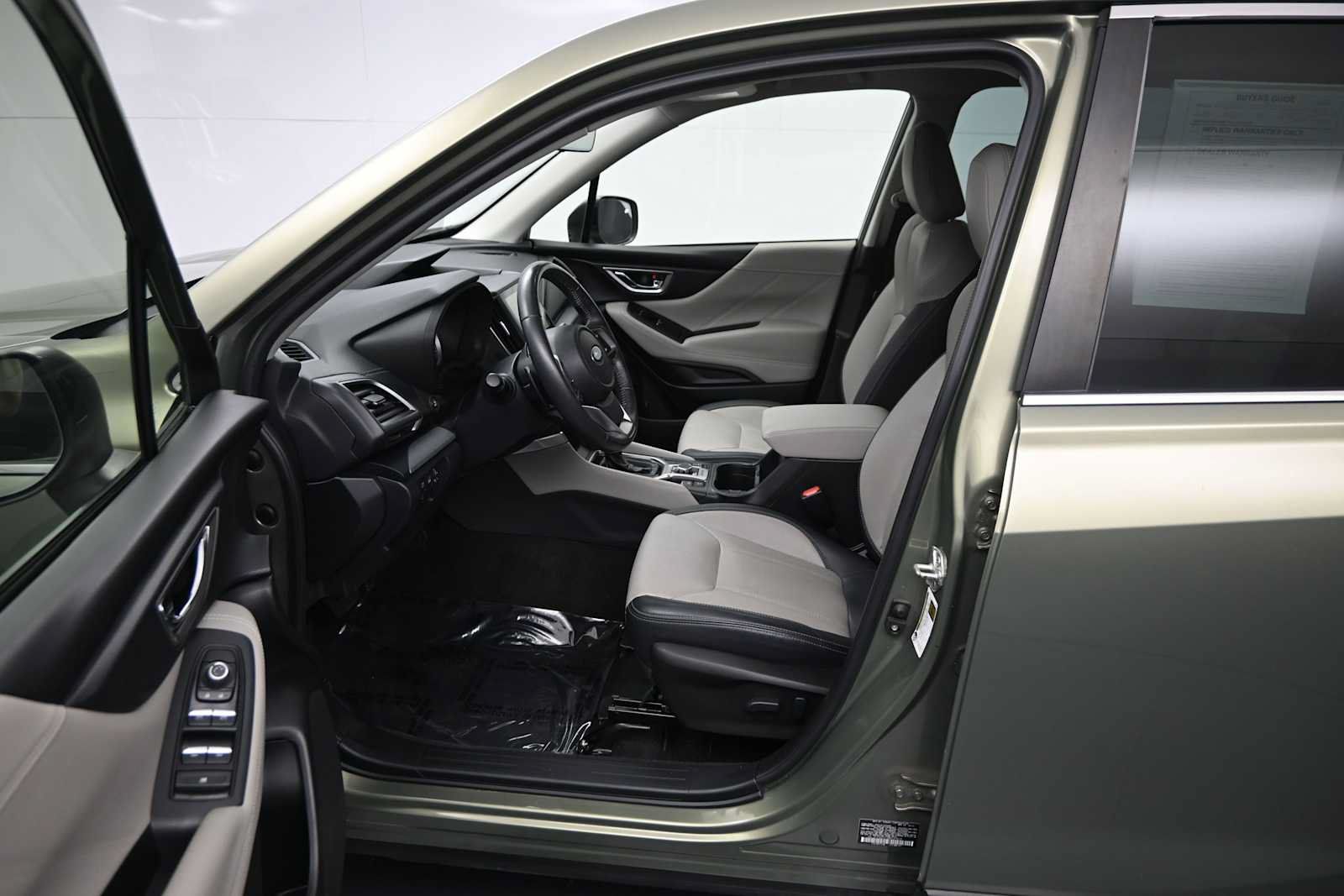 Used 2021 Subaru Forester Limited AWD/4WD image 10