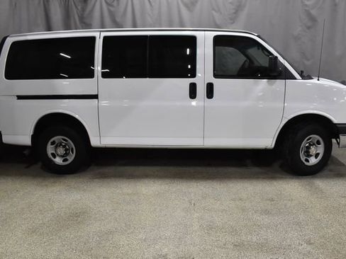 Used 2012 Chevrolet Express 3500 LT w/ LT Preferred Equipment Group image 3