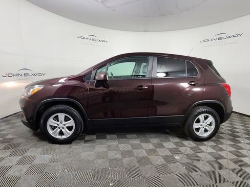 Used 2020 Chevrolet Trax LS w/ Tint and Cruise Package AWD/4WD image 4