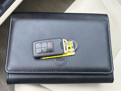 Used 2016 Volvo S60 T5 image 33