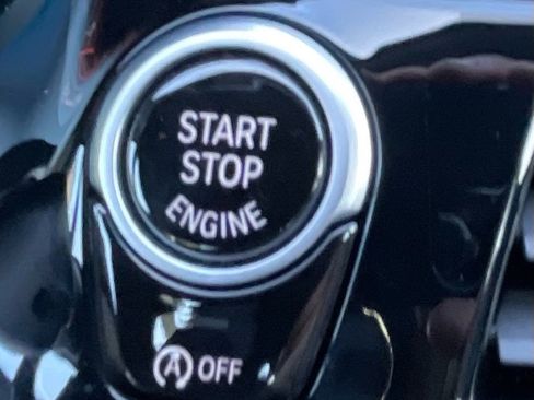 Used 2022 BMW M550i xDrive M550i xDrive image 27