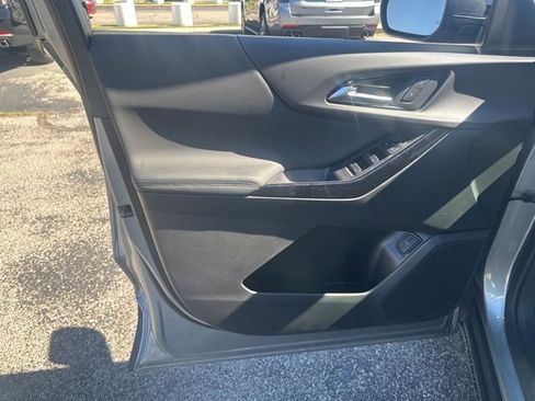 New 2026 Chevrolet Equinox LT w/ Convenience Package II image 11