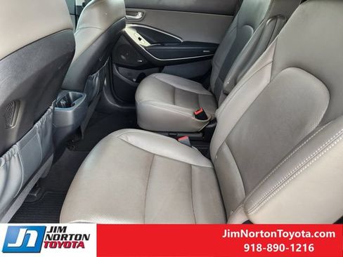Used 2017 Hyundai Santa Fe Limited w/ Cargo Package AWD/4WD image 29