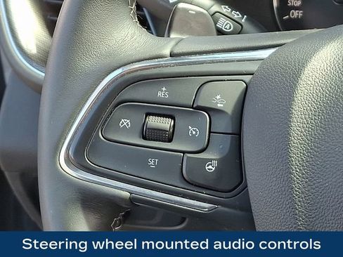 Used 2023 Buick Envision Essence image 7