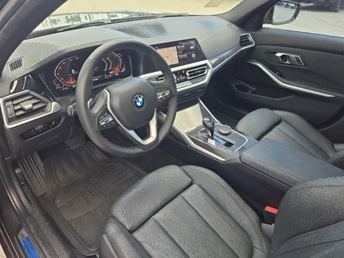 Used 2020 BMW 330i Sedan w/ Convenience Package RWD image 9