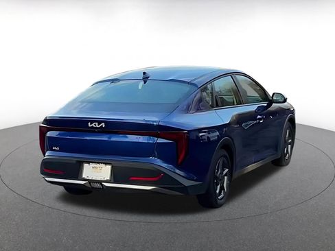 Used 2025 Kia K4 LXS image 12